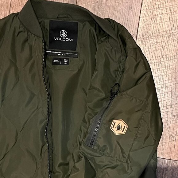 Women's Army Green Volcom Bomber Jacket- Sm - Picture 4 of 4